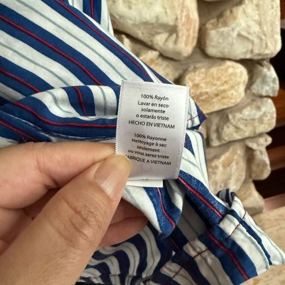 Lularoe Women’s blue and red stripe Amy top - Picture 5 of 11